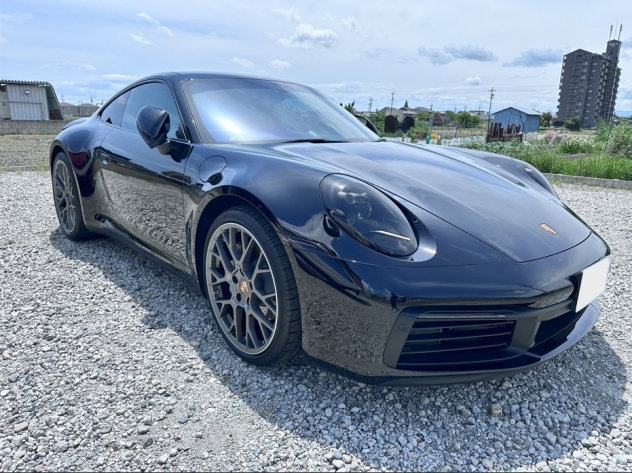 PORSCHE 911 Carrera
