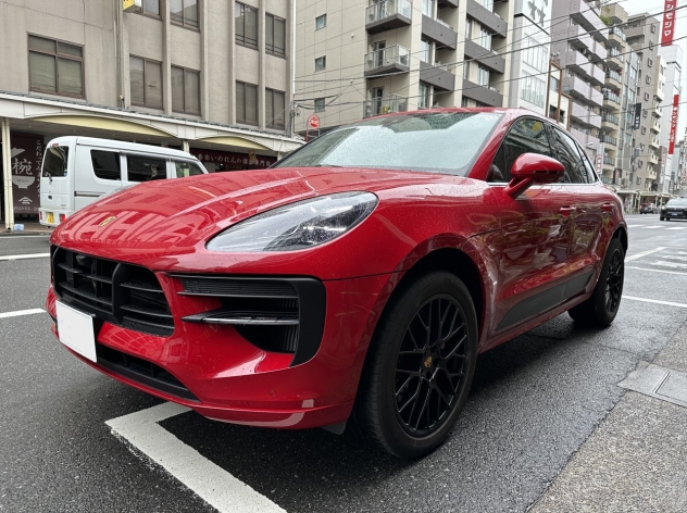 PORSCHE Macan GTS