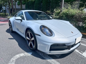 PORSCHE 911 Carrera